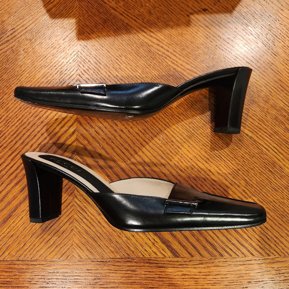Vintage Gucci Leather Mules - Picture 2 of 7